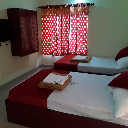 Hotel Ganga Residency Kuzhittura Ngoại thất bức ảnh